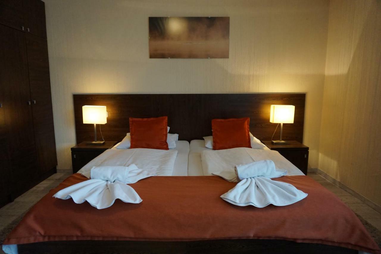 Villa Prestige Hévíz 外观 照片