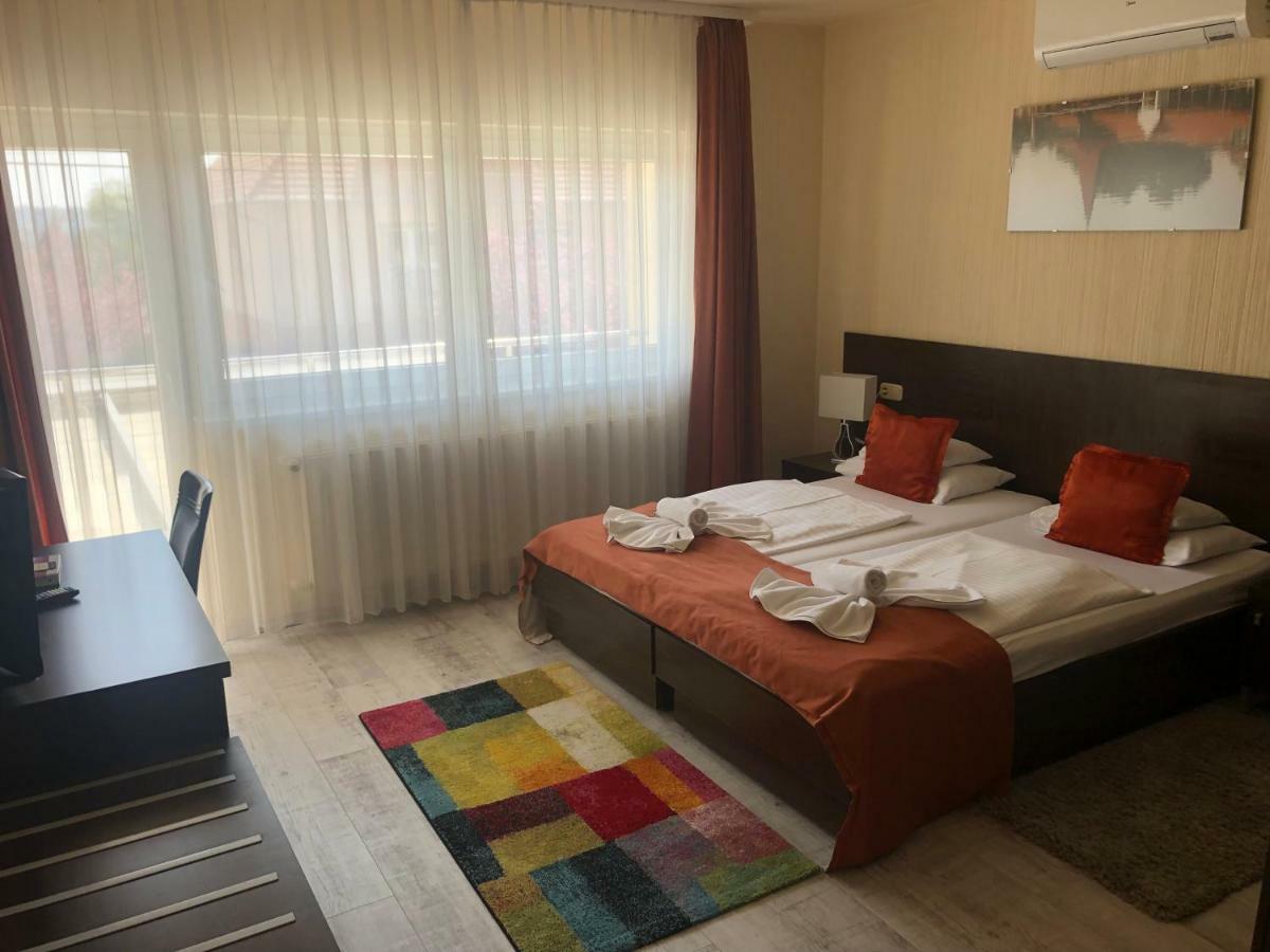 Villa Prestige Hévíz 外观 照片